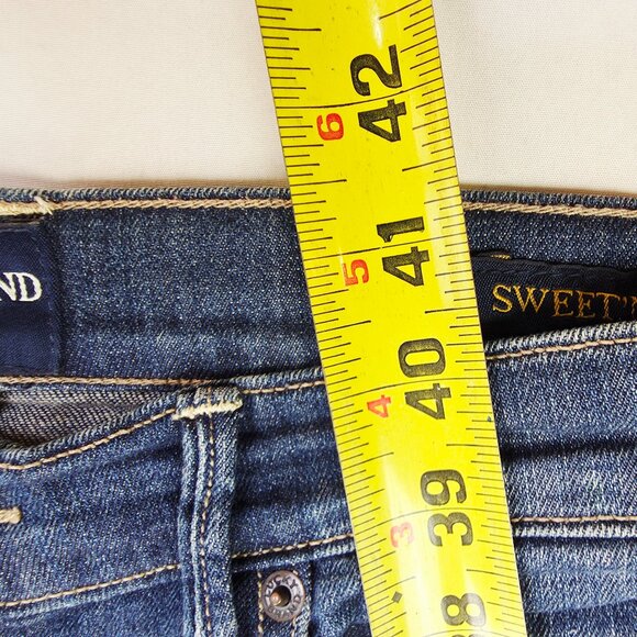 Lucky Brand 30X33 Womens Size 10/30 Regular Sweet'N Low Bootcut Blue Denim Jeans - Picture 7 of 13